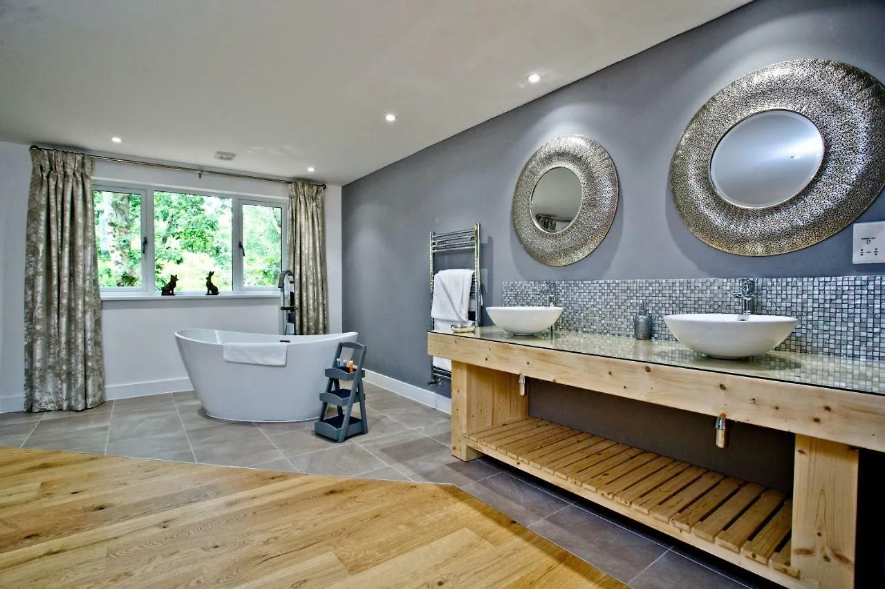 Cedar Lodge, South View Lodges, إكزيتر 0*,