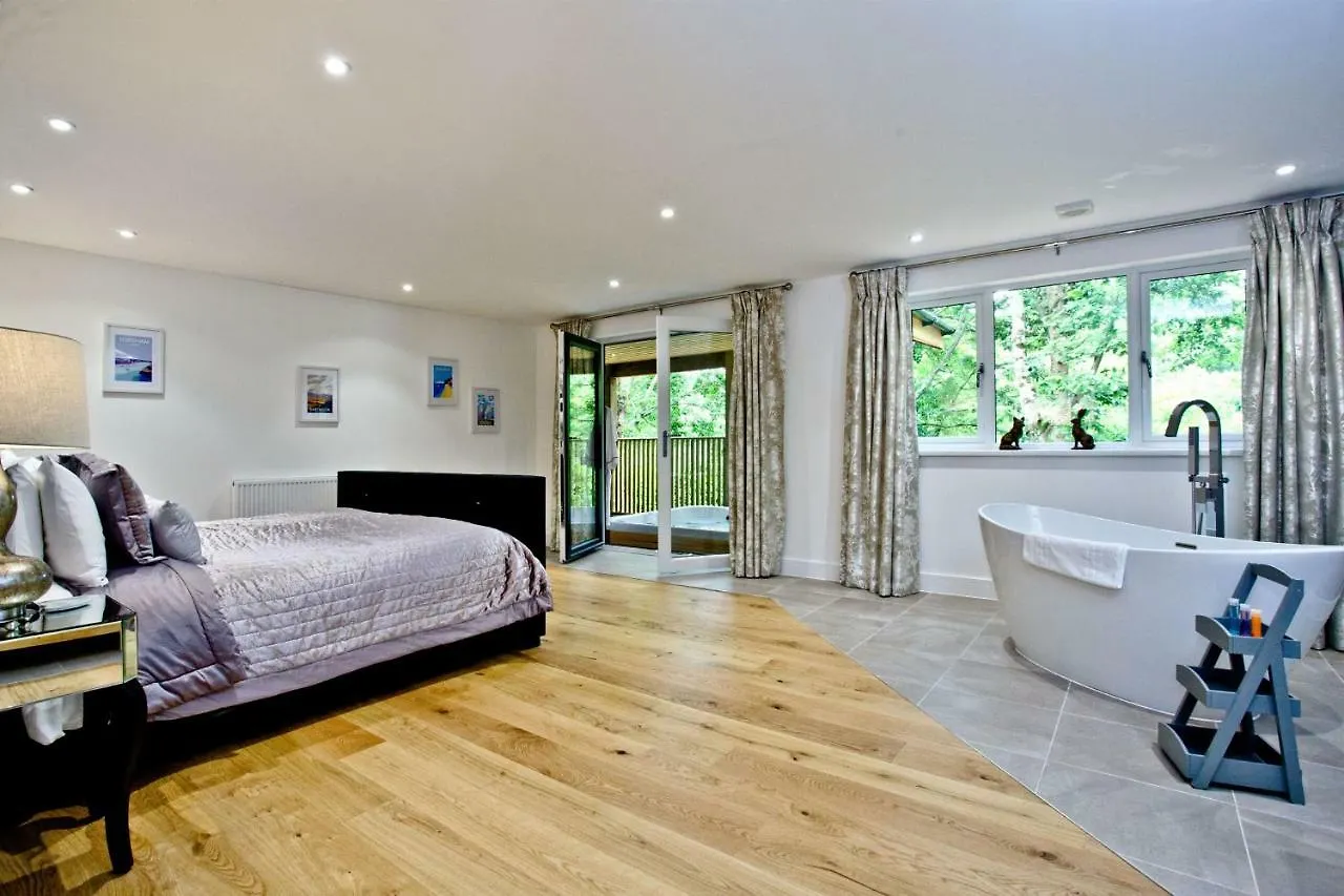 Cedar Lodge, South View Lodges, إكزيتر